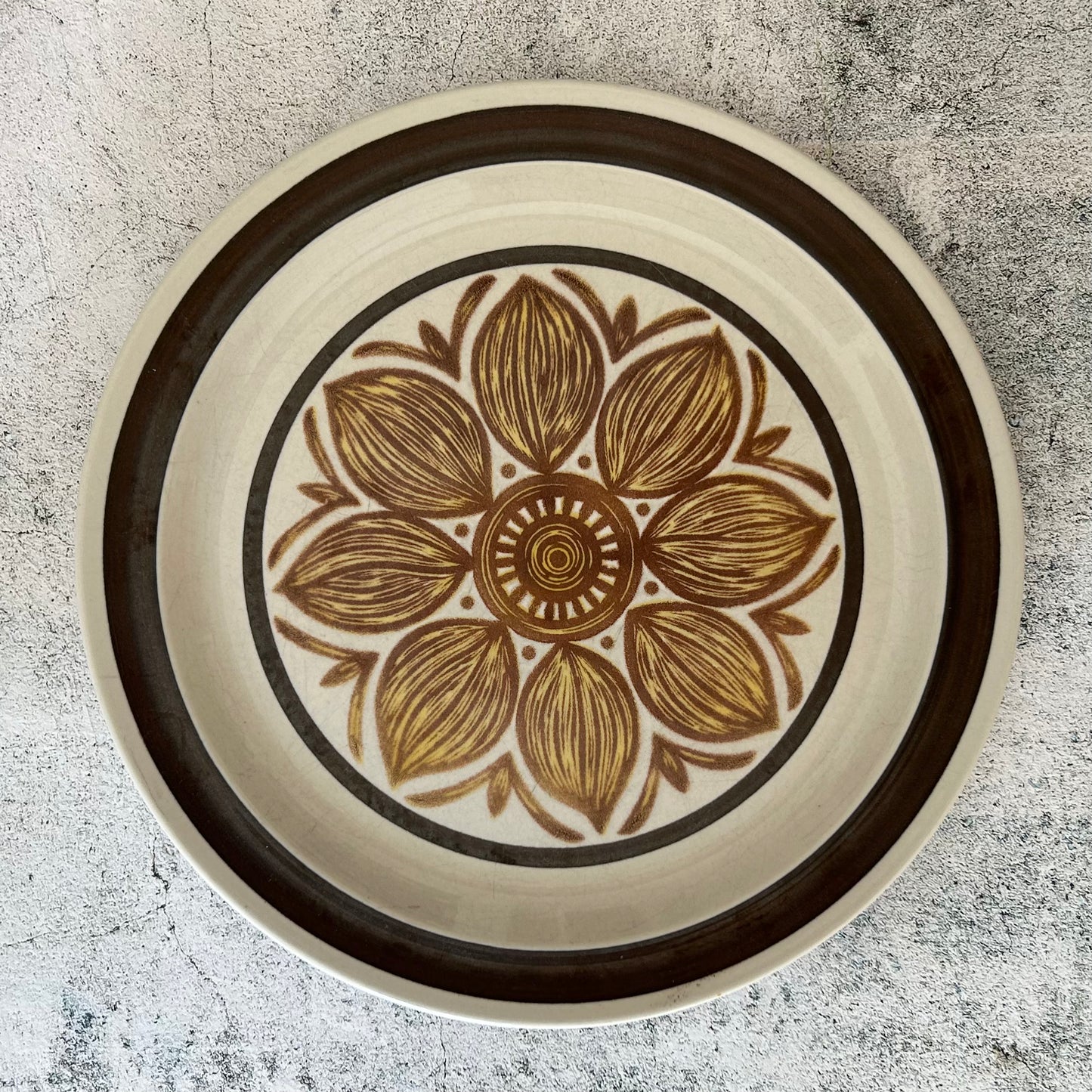 ELECTRA “Casual Ceram” plate